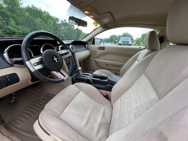 2007 Ford Mustang in Flowery Branch, GA 30542 - 18072144 7