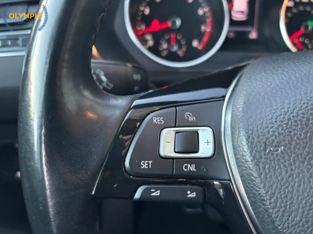 2018 Volkswagen Tiguan in Decatur, GA 30032 - 18072152 22