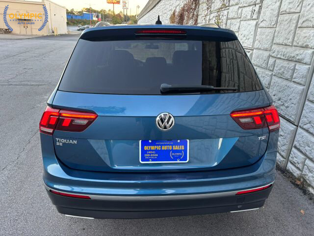 2018 Volkswagen Tiguan in Decatur, GA 30032 - 18072152 5