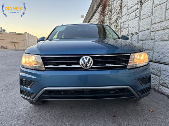 2018 Volkswagen Tiguan in Decatur, GA 30032 - 18072152 16