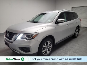 2018 Nissan Pathfinder in Downey, CA 90241
