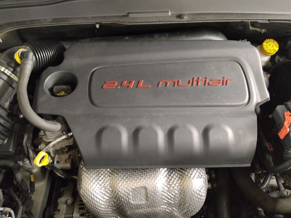 2016 Jeep Renegade in Macon, GA 31210 - 18072186 30