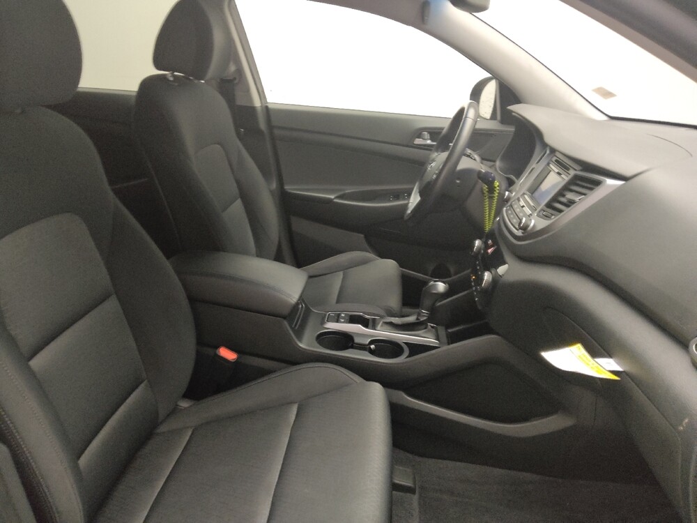 2016 Hyundai Tucson in Stone Mountain, GA 30083 - 18072188 21