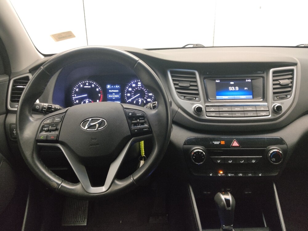 2016 Hyundai Tucson in Stone Mountain, GA 30083 - 18072188 22