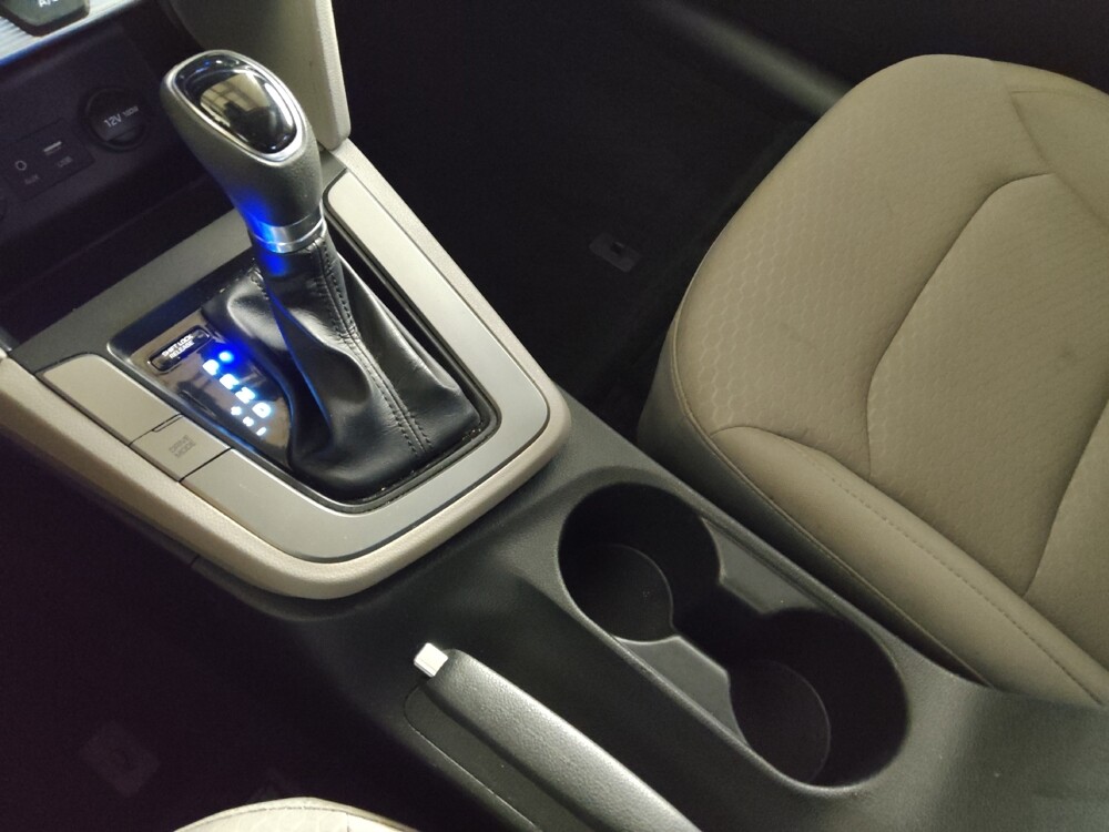 2020 Hyundai Elantra in Stone Mountain, GA 30083 - 18072196 26