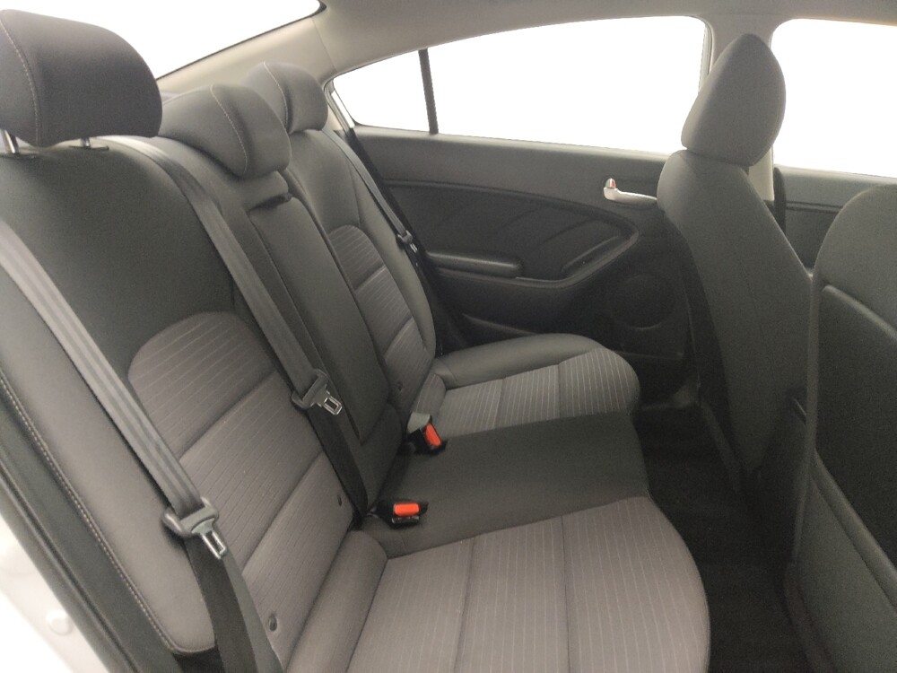 2018 Kia Forte in Union City, GA 30291 - 18072197 19