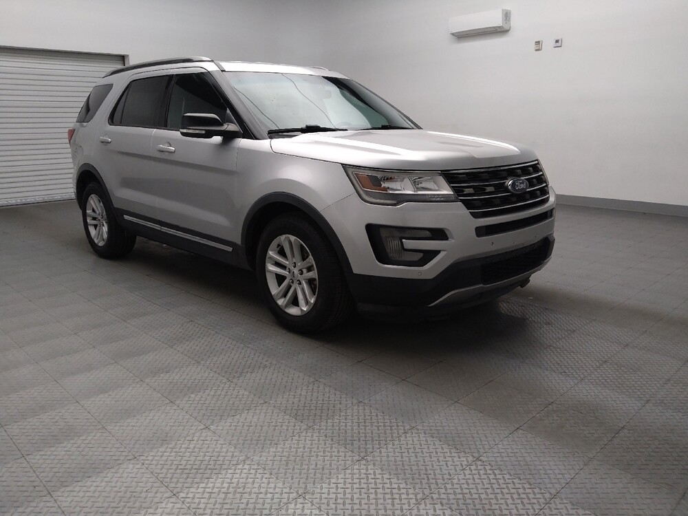 2017 Ford Explorer in Lubbock, TX 79424 - 18072203 13