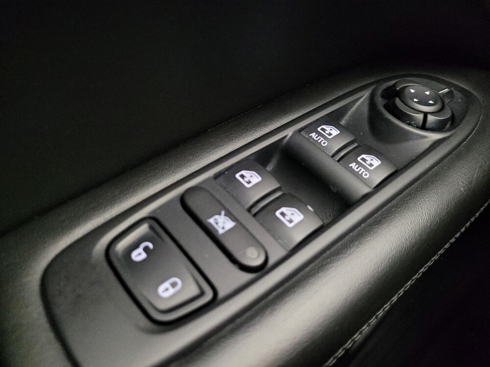 2019 Jeep Compass in Phoenix, AZ 85015 - 18072214 27