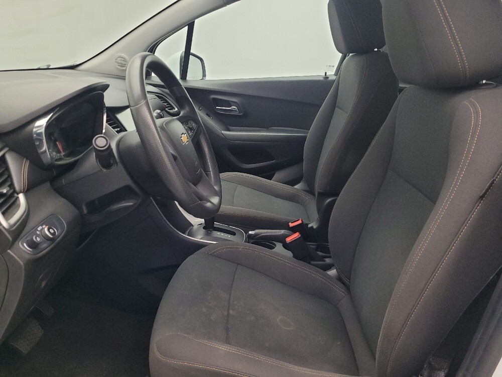 2017 Chevrolet Trax in Jacksonville, FL 32210 - 18072227 17