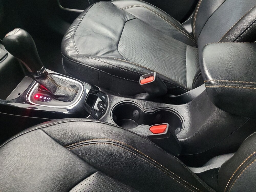 2020 Jeep Compass in Memphis, TN 38128 - 18072274 26