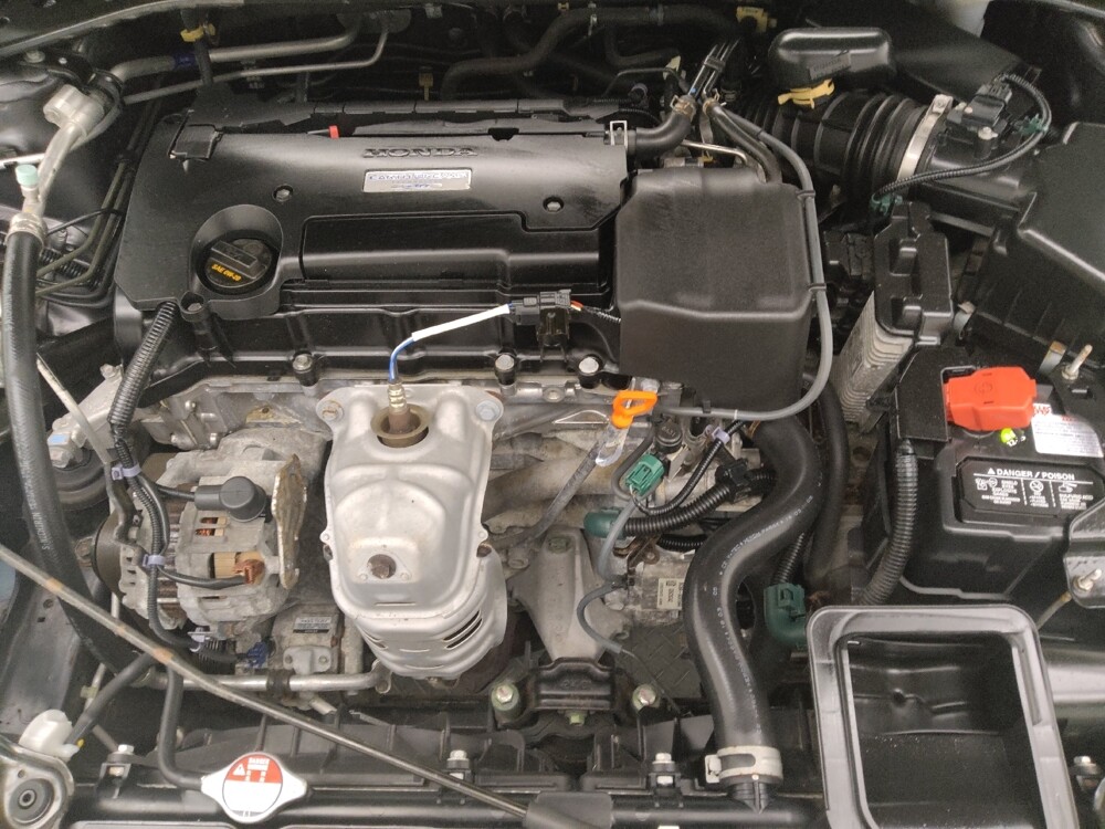 2016 Honda Accord in Des Moines, IA 50310 - 18072308 30