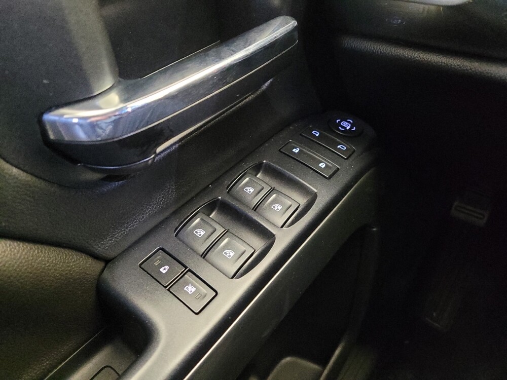 2018 Chevrolet Silverado 1500 in Maple Heights, OH 44137 - 18072317 27