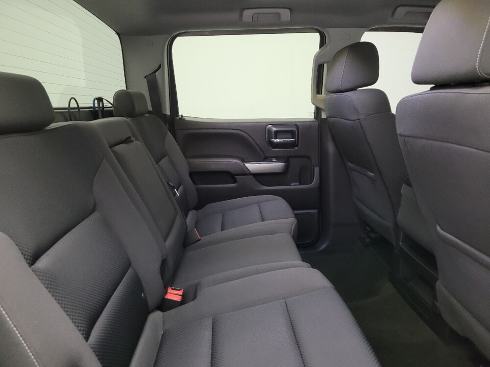 2018 Chevrolet Silverado 1500 in Maple Heights, OH 44137 - 18072317 19