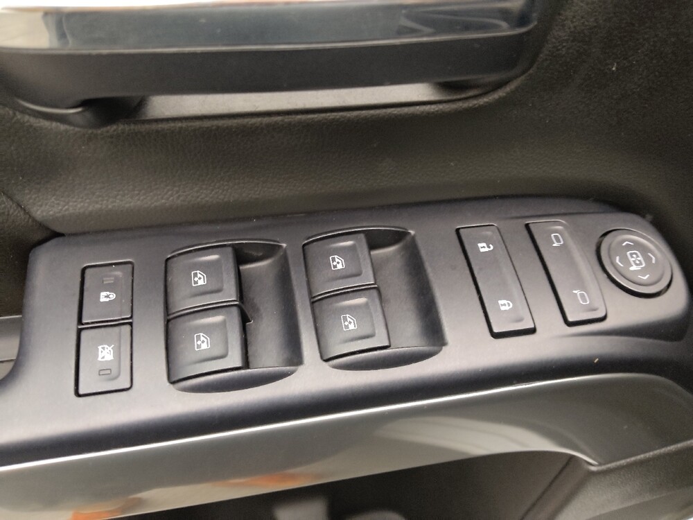 2017 Chevrolet Silverado 1500 in St. Louis, MO 63125 - 18072338 27