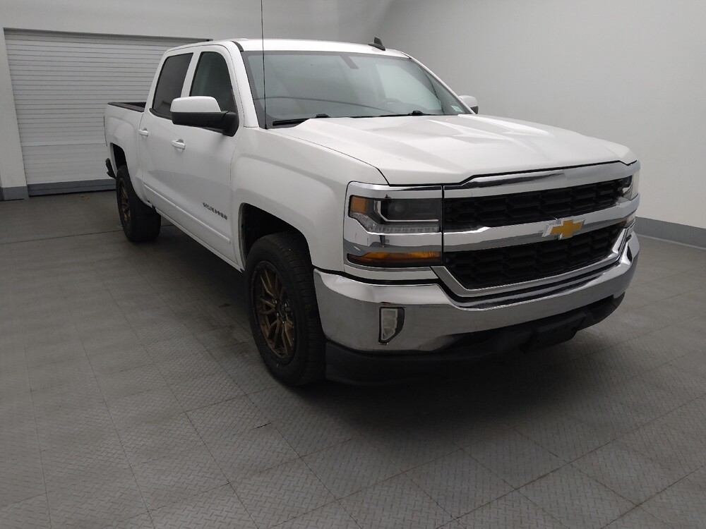 2017 Chevrolet Silverado 1500 in St. Louis, MO 63125 - 18072338 14