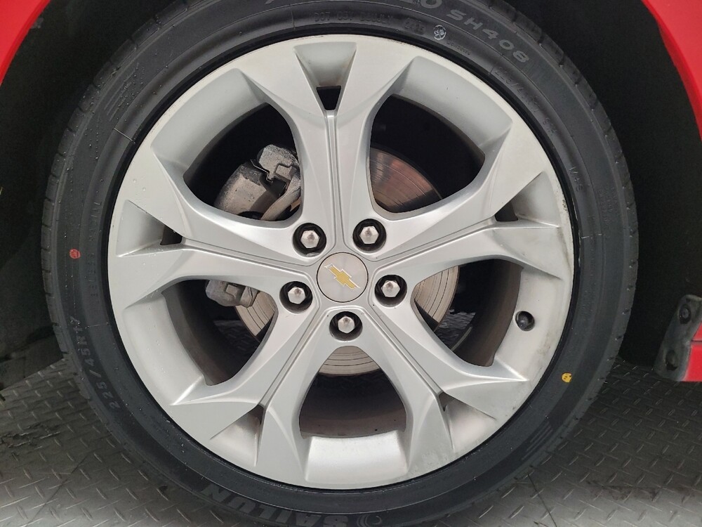 2017 Chevrolet Cruze in Downey, CA 90241 - 18072340 31