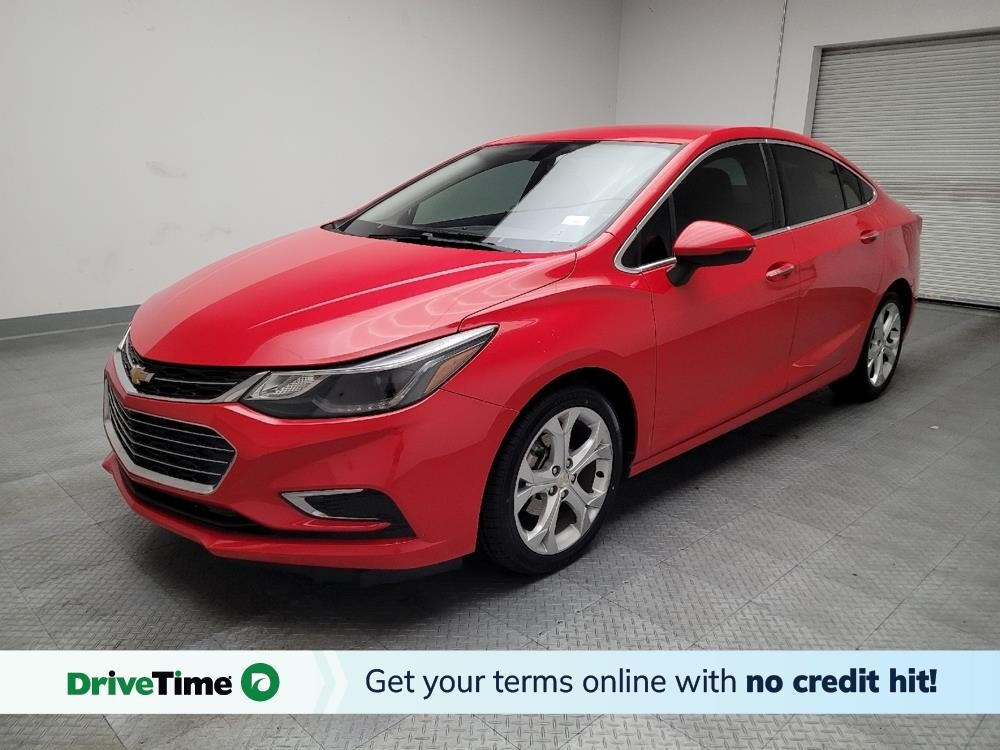 2017 Chevrolet Cruze in Downey, CA 90241 - 18072340