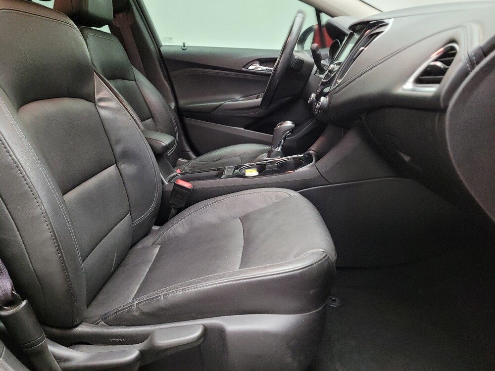 2017 Chevrolet Cruze in Downey, CA 90241 - 18072340 21