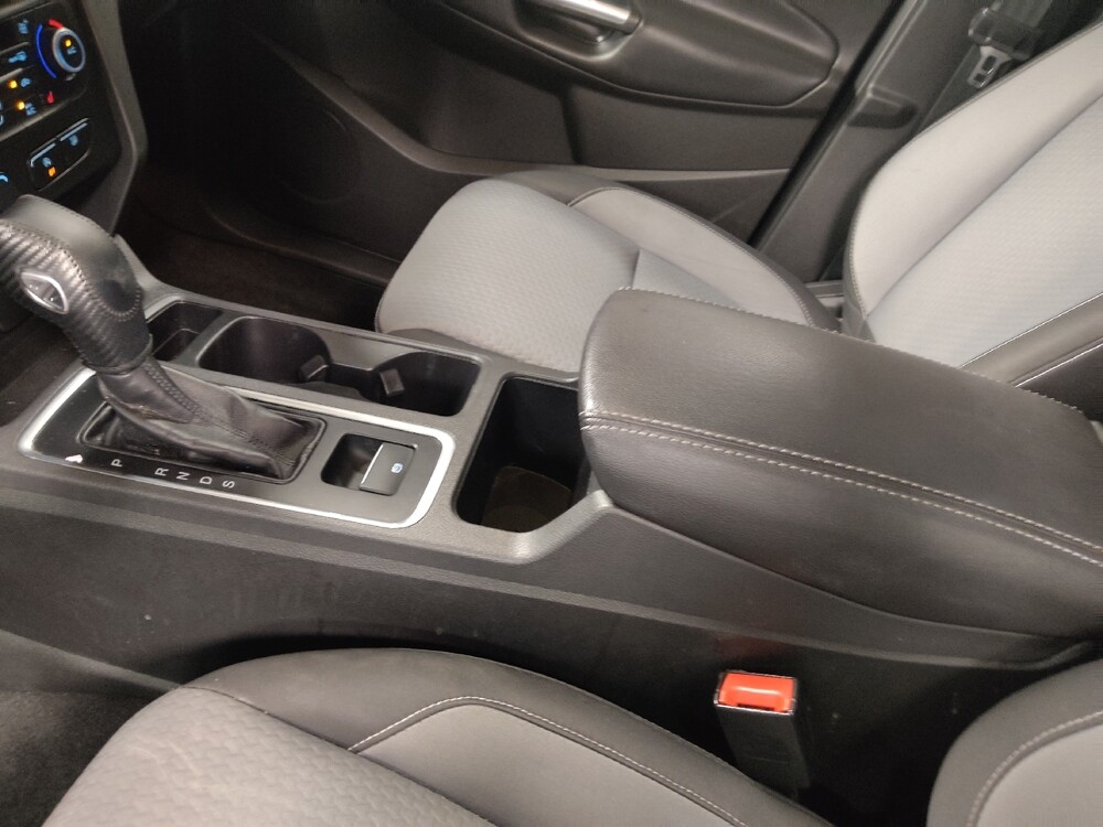 2018 Ford Escape in Morrow, GA 30260 - 18072355 26