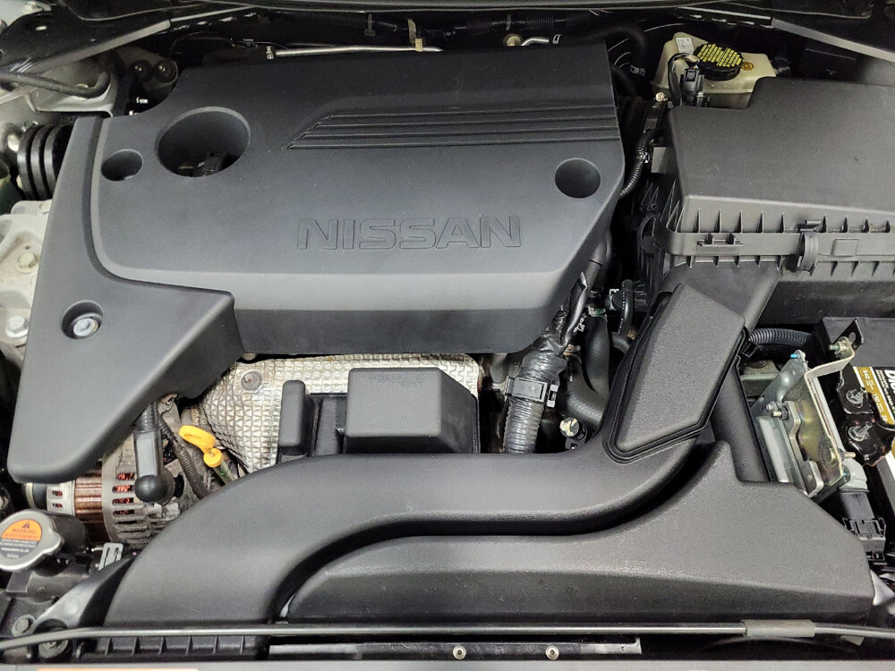 2017 Nissan Altima in Charlotte, NC 28213 - 18072363 30