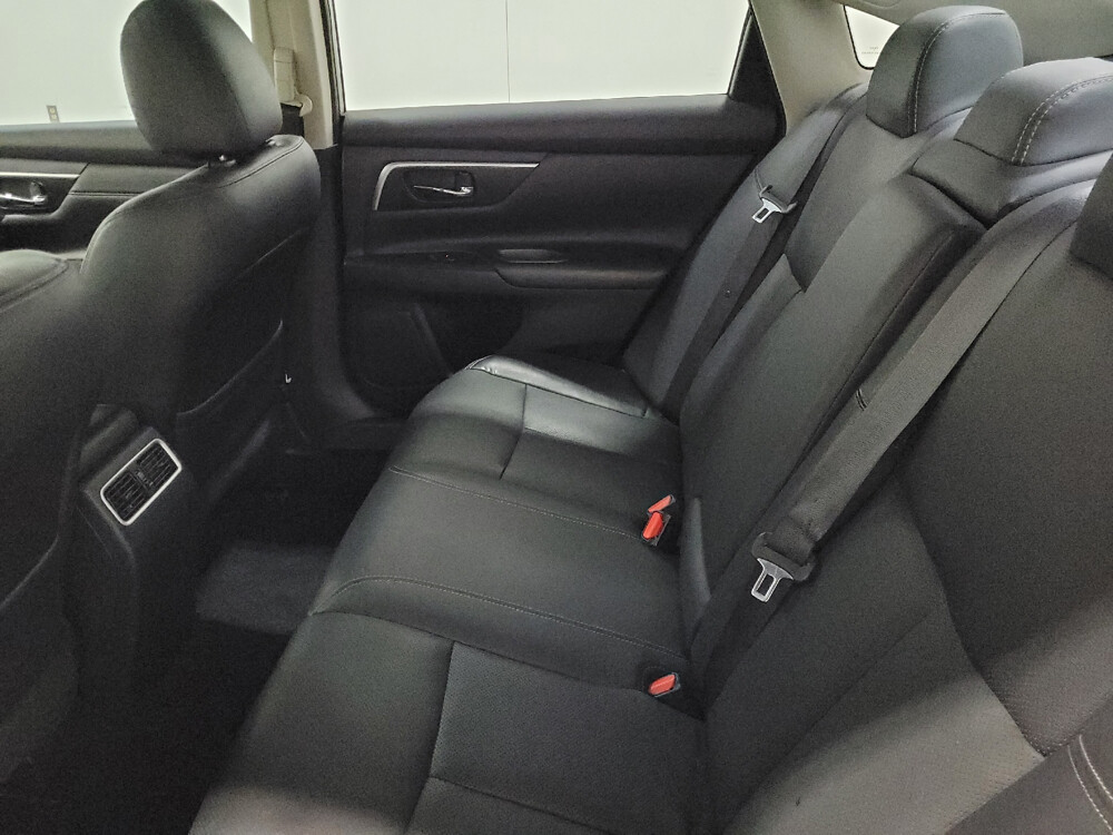 2017 Nissan Altima in Charlotte, NC 28213 - 18072363 18