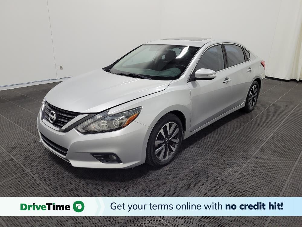 2017 Nissan Altima in Charlotte, NC 28213 - 18072363