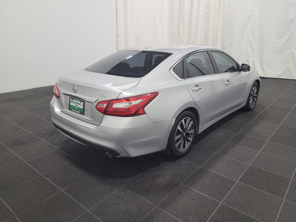 2017 Nissan Altima in Charlotte, NC 28213 - 18072363 9
