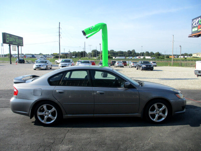 2009 Subaru Legacy in Oak Grove, MO 64075 - 18072385 4
