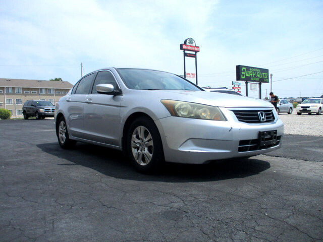 2010 Honda Accord in Oak Grove, MO 64075 - 18072386 3