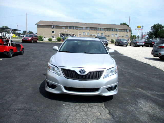 2011 Toyota Camry in Oak Grove, MO 64075 - 18072388 2
