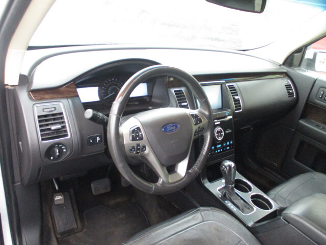 2015 Ford Flex in Oak Grove, MO 64075 - 18072391 9