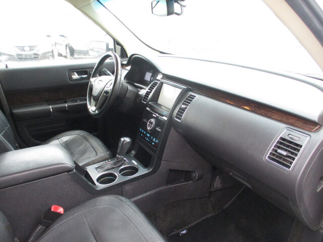 2015 Ford Flex in Oak Grove, MO 64075 - 18072391 10