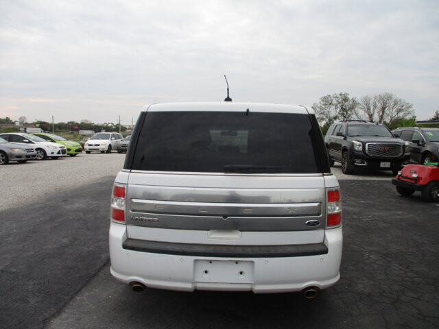 2015 Ford Flex in Oak Grove, MO 64075 - 18072391 6