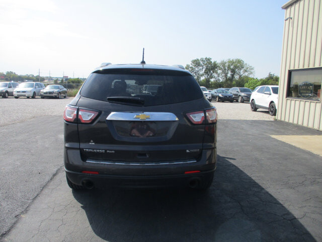 2017 Chevrolet Traverse in Oak Grove, MO 64075 - 18072392 6