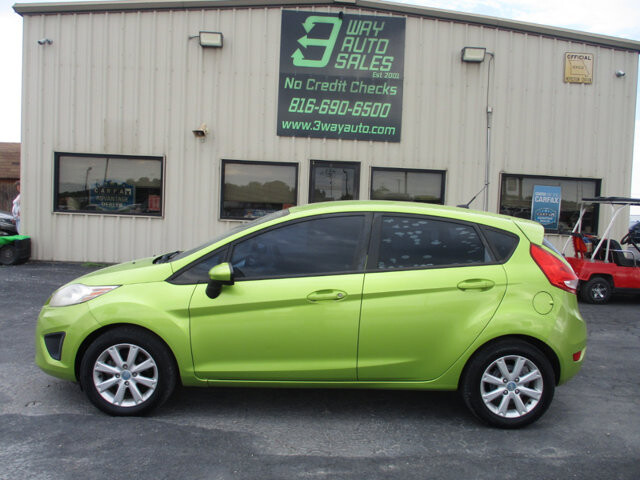 2011 Ford Fiesta in Oak Grove, MO 64075 - 18072393 8