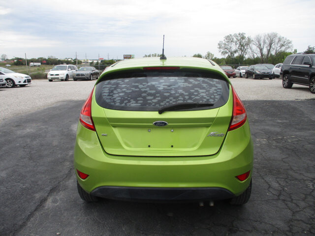 2011 Ford Fiesta in Oak Grove, MO 64075 - 18072393 6