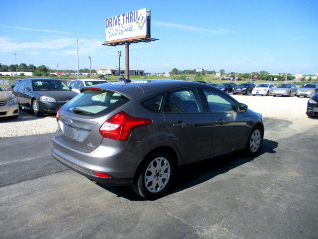 2012 Ford Focus in Oak Grove, MO 64075 - 18072400 5