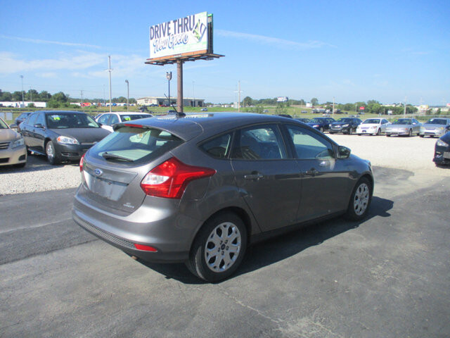 2012 Ford Focus in Oak Grove, MO 64075 - 18072400 5