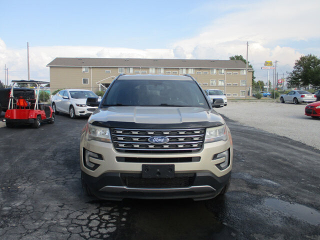 2017 Ford Explorer in Oak Grove, MO 64075 - 18072401 2