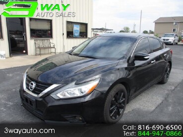 2018 Nissan Altima in Oak Grove, MO 64075