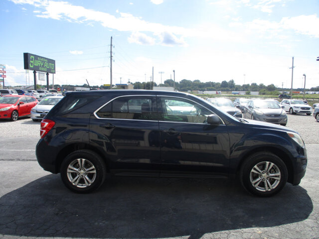 2017 Chevrolet Equinox in Oak Grove, MO 64075 - 18072407 4