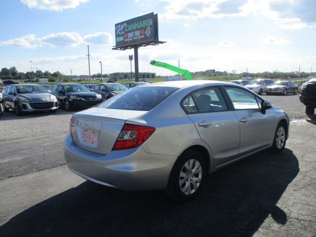 2012 Honda Civic in Oak Grove, MO 64075 - 18072410 5