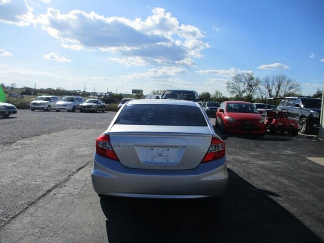 2012 Honda Civic in Oak Grove, MO 64075 - 18072410 6