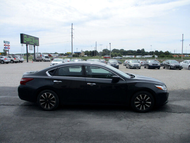 2018 Nissan Altima in Oak Grove, MO 64075 - 18072411 4