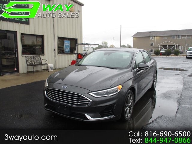 2019 Ford Fusion in Oak Grove, MO 64075 - 18072414