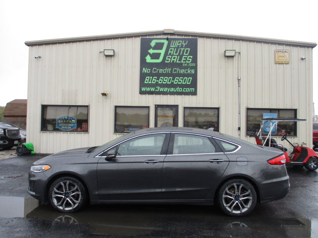 2019 Ford Fusion in Oak Grove, MO 64075 - 18072414 8