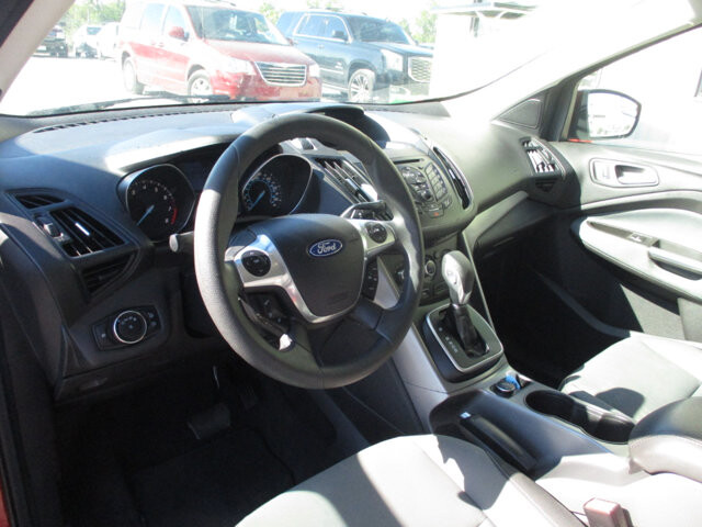 2013 Ford Escape in Oak Grove, MO 64075 - 18072422 9