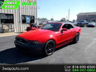 2013 Ford Mustang in Oak Grove, MO 64075