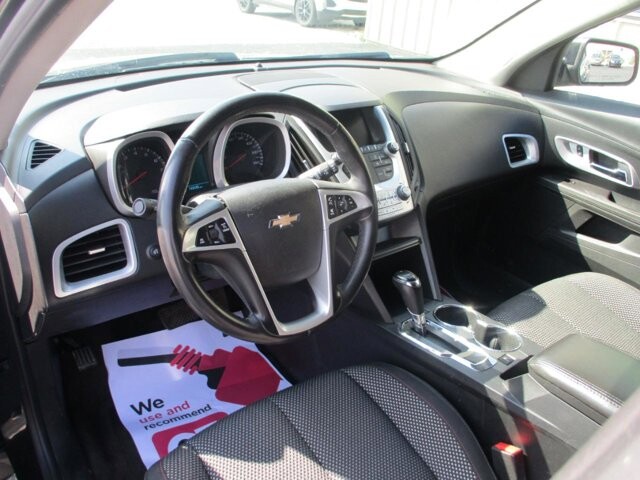 2017 Chevrolet Equinox in Oak Grove, MO 64075 - 18072424 9