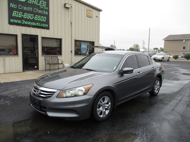 2012 Honda Accord in Oak Grove, MO 64075 - 18072425